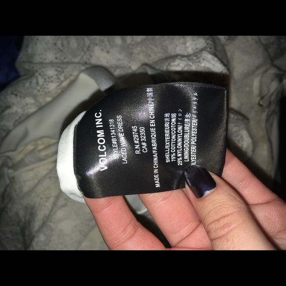 Volcom wave lace dress - Picture 5 of 5